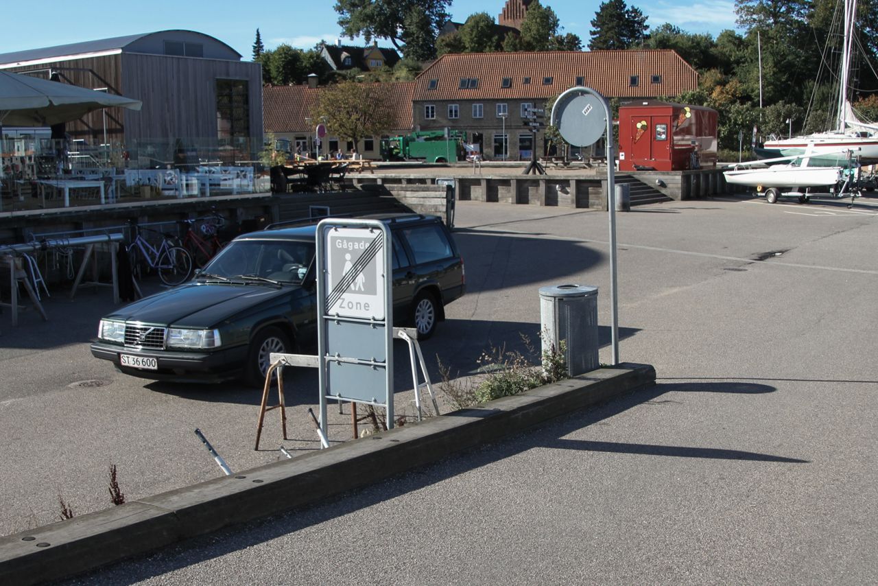 Havnen foran Snekken